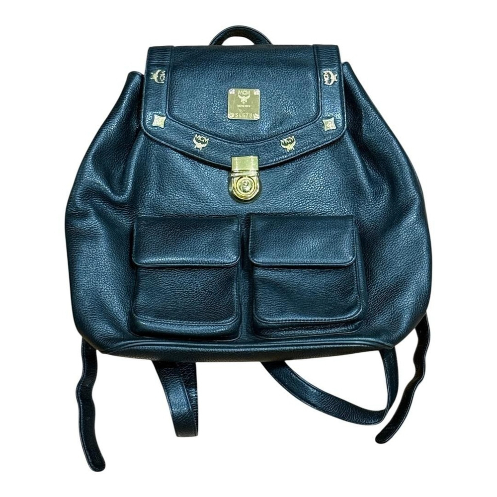 VINTAGE MCM München Backpack Black Pebbled Leather Drawstring Flap Pockets 90s